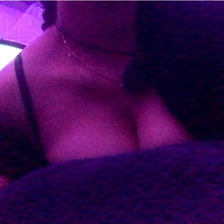 Raiha Onlyfans Model in Colorful and Artistic Photography