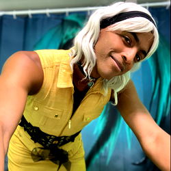 Ashlye Talโya Strโlyng photo