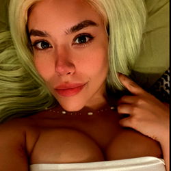 MarcelaMoss🍒 photo