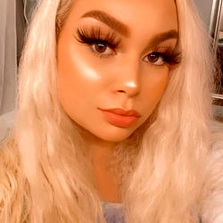 Azera Almighty FREE 👑🆓 photo