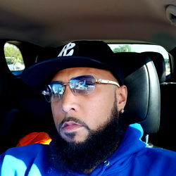 YellaSlim85, a rapper from Dallas, TX