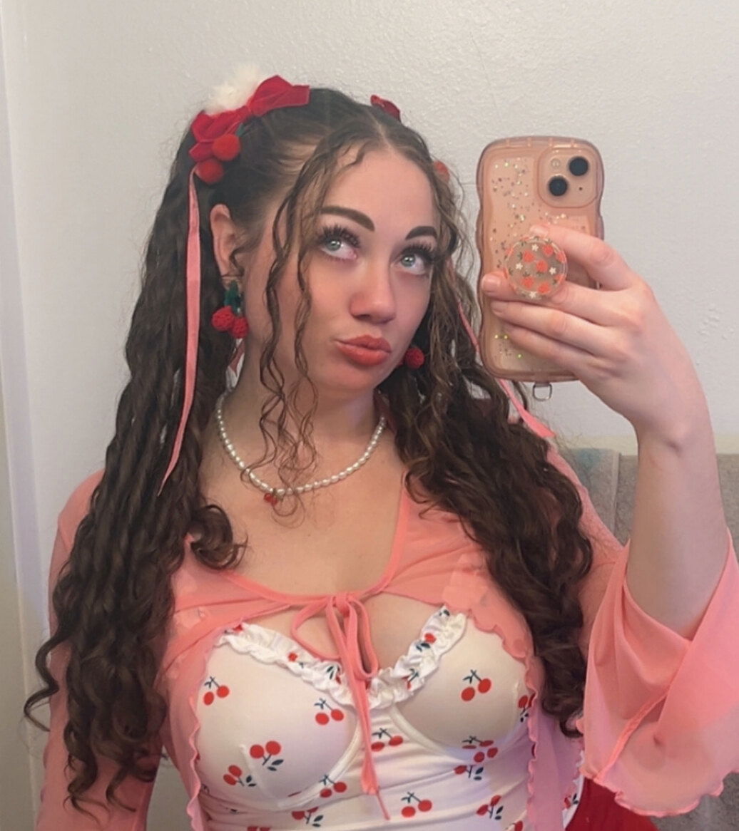 Dazy Mae 🍒💦 photo