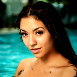 Luna VIP • 𝗡𝗼 𝗣𝗣𝗩, from: New York, Ny