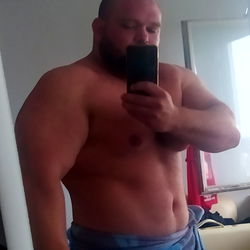 Anonybull Flexing in the Mirror