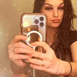 OnlyFans Model Ashh Ashh