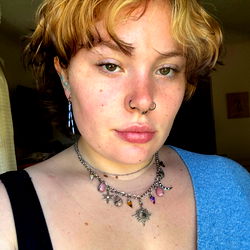 Model Ali, Onlyfans Content