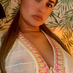 Angie Tres, OnlyFans Model