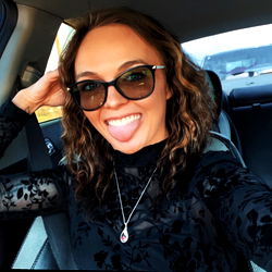 Alli Wilcox - WY Model Photo