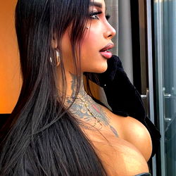 Exotic Model Miss_Issa