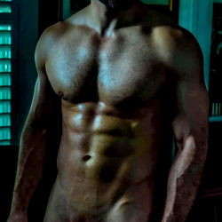 Onlyfans Model Mister Tee Shirtless