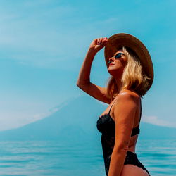 Alyssaya, Onlyfans Model at Lake Atitlan