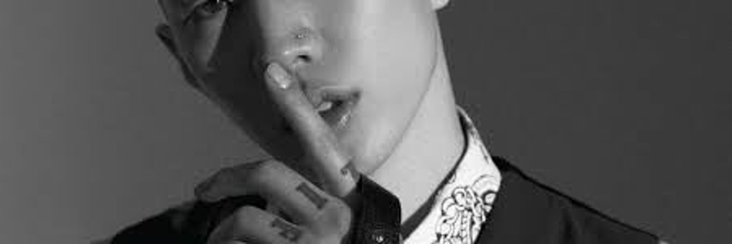 𝐁𝐥𝐮𝐞𝐛𝐞𝐥𝐥𝐬 photo