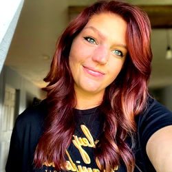 Hot Martha ❤️‍🔥 posing for an Instagram-style selfie