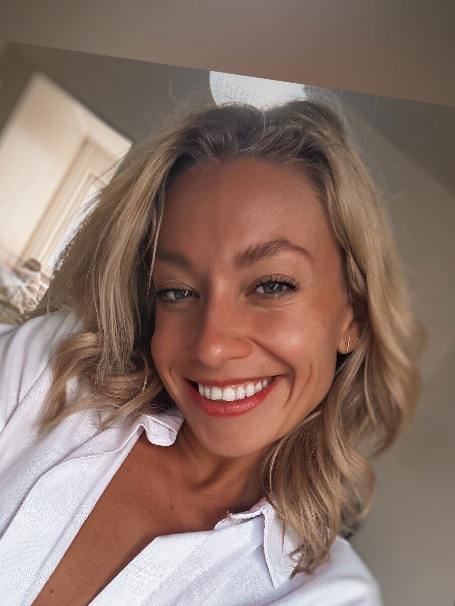 𝑩𝒐𝒎𝒃𝒔𝒉𝒆𝒍𝒍 𝑾𝒊𝒇𝒆 𝑨𝒎𝒚 💋 photo