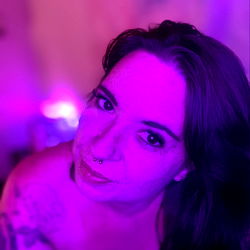 OnlyFans Model Serena, from Denver