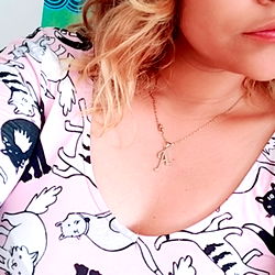 Annie - Casual Style with Cat Print