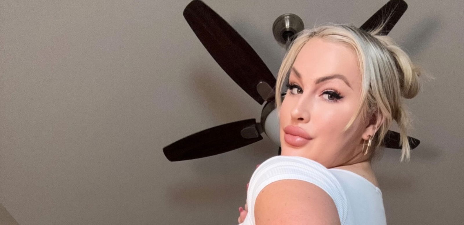 Lexi 🟢 (ONLINE) photo