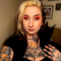 Alexandra Quinn's Model Portrait