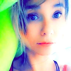 Bella Rea - Onlyfans Model, Female