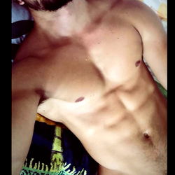 Shirtless Model Thomas Anderson Posing for Selfie