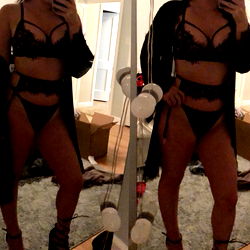 Fierce Fashion Model Pose with Confidence