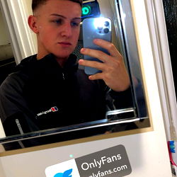 Hungyoungj: A Photographic Study of Urban Youth