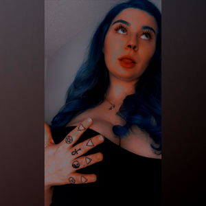 Alluria โจ photo