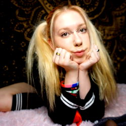 Quinn - OnlyFans Model, USA