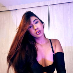 SoY Majo in an Erotic Lingerie Shoot