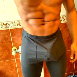 AlvarezR: Onlyfans Model, Fitness Enthusiast