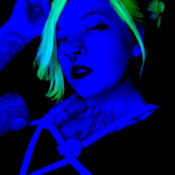 Stylish OnlyFans Model Rosy Ropes, Photoshoot in Dreamland