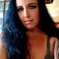 Onlyfans Cougar Chloe's VIP