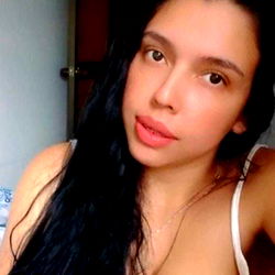 Onlyfans Model Tatasexfan from Medellin