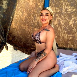 Andreea, Romanian OnlyFans Model Posing for Outdoor Photoshoot