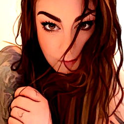 Alva Rae: Canadian OnlyFans Model Poses