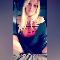 🖤 𝓒𝓵𝓸𝓾𝓭 𝓠𝓾𝓮𝓮𝓷 🖤 photo