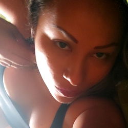 Adriana Love: Alluring and Inviting