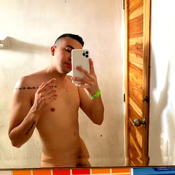 OnlyFans Model Lorenz: Colombian, Shirtless, in Bathroom Mirror