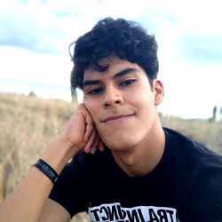 Vicente Cardona photo