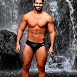 Fit and Happy: Andrés Milán at the Waterfall