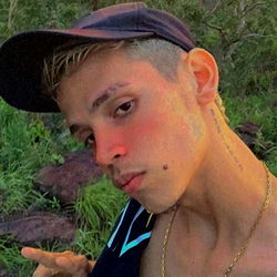 Andre Mesquita, 20, Male