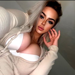 🍃🤍𝒦𝑜𝒹𝒾 𝒦𝑜𝒹𝒾𝓃𝑒🤍🍃 photo