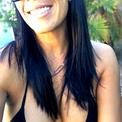 Sunni Dae: OnlyFans Model