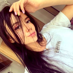 Eva Rose, Instagram Model from Armenia and Quindío