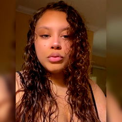 Soul Snatcher: A Seductive Selfie