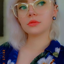 Fashionable Onlyfans Model Kay