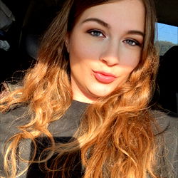 Chloe Marie, a Stunning Onlyfans Model from Ohio