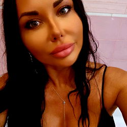 Amanda Black, Exotic and Gorgeous