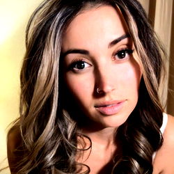 Ariela Rios: A Model's Beauty