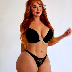 BAMBI DOE 🍑👩‍🦰 photo